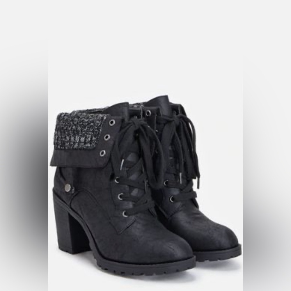 heel ankle lace up boots - black